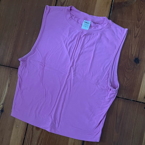 Alphalete Workout Tank - Picture 1 of 2
